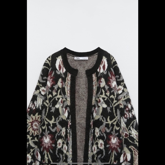 HOST PICK 🌟NEW Zara Jacquard Floral Knit Coat - Picture 6 of 11